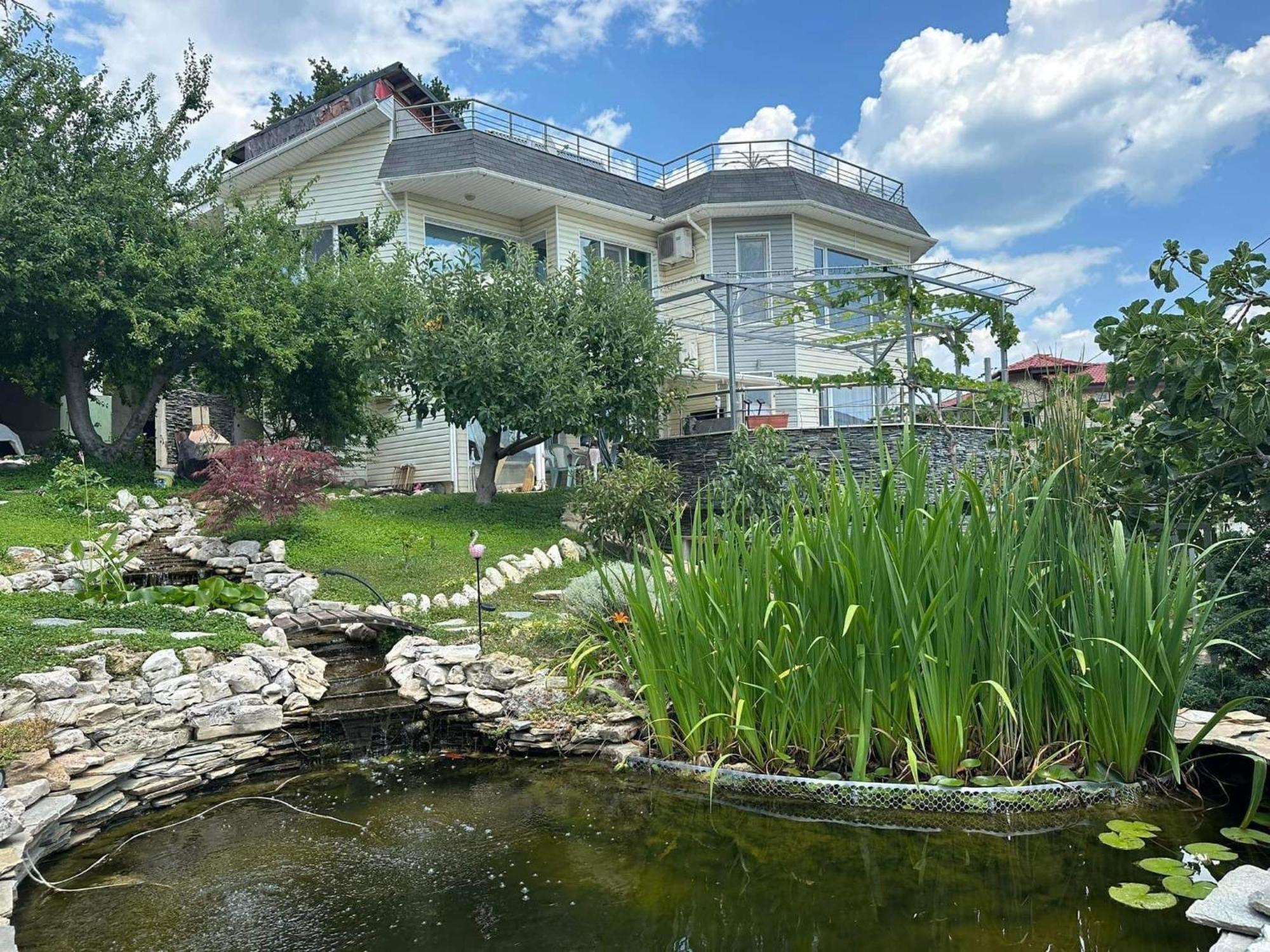 Вила Рак Варна Экстерьер фото